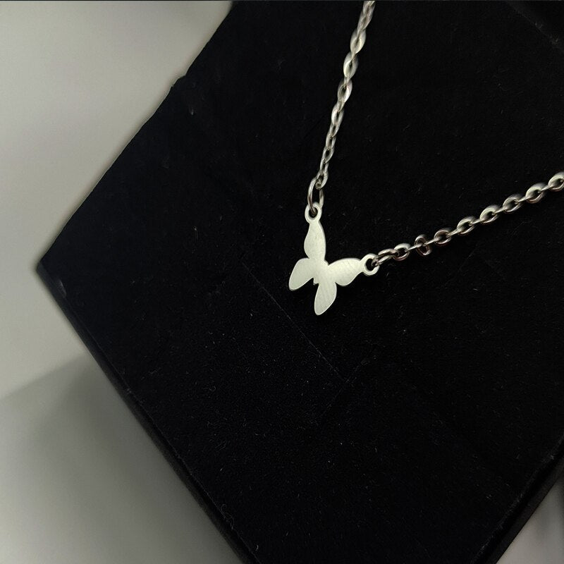 Fashion Heart Pendant Necklace For Women Girls Stainless Steel Gold Heart butterfly Choker Pendant Charms  Engagement Jewelry